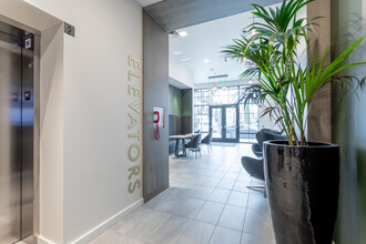 Gordon Lofts in Eugene, OR - Building Photo - Lobby