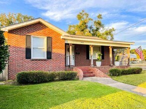 1618 W Garden St in Pensacola, FL - Building Photo - Building Photo