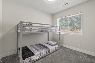 1001 N Shamrock St in Boise, ID - Building Photo - Building Photo