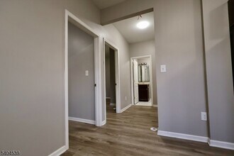 456 Avon Ave, Unit 3L in Newark, NJ - Building Photo - Building Photo