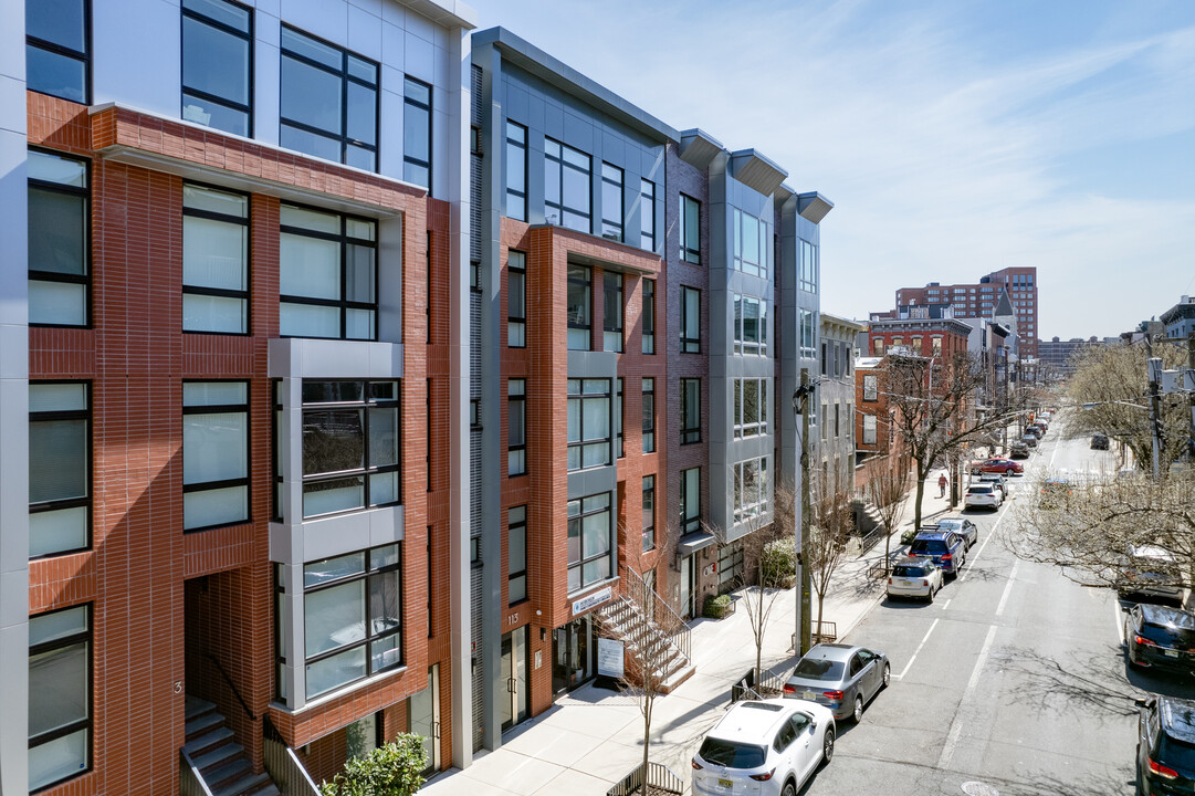 The Broadmoor in Hoboken, NJ - Building Photo