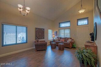 10429 E Hillery Dr in Scottsdale, AZ - Building Photo - Building Photo