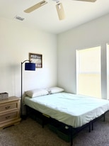 3224 W Houston St in San Antonio, TX - Building Photo