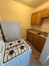 12 E Main St in Southborough, MA - Building Photo - Building Photo