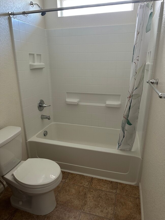 9444 Castle Oaks Dr in Fountain, CO - Building Photo - Building Photo