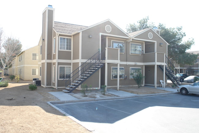 Village At Karen in Las Vegas, NV - Building Photo - Building Photo