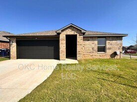 4416 Colt Dr in Mustang, OK - Building Photo