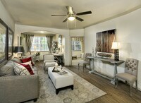 Building Photo - Camden Waterford Lakes Apartments in Orlando, Florida