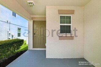 10382 Blue Plume Ct in Riverview, FL - Building Photo - Building Photo