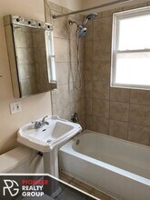 628 W Roscoe St, Unit 628-1N in Chicago, IL - Building Photo - Building Photo