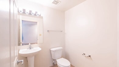 The Veridian in Silver Spring, MD - Building Photo - Building Photo