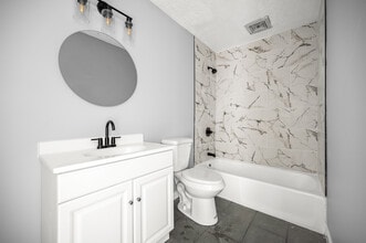 Maple Heights in New Britain, CT - Building Photo - Building Photo