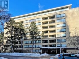 22 Shallmar Blvd in Toronto, ON - Building Photo