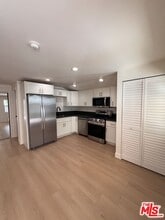 946 S Lucerne Blvd in Los Angeles, CA - Building Photo - Building Photo