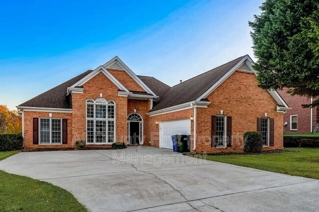 property at 3550 Golfe Links Dr