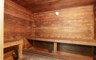 443 E Ohio St in Chicago, IL - Building Photo