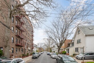 1414 E 14th St in Brooklyn, NY - Building Photo - Building Photo