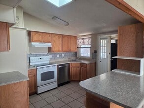 645 Linden Ln in Washington, MO - Building Photo - Building Photo