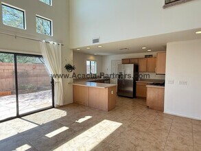 4126 N Fortune Loop in Tucson, AZ - Building Photo - Building Photo