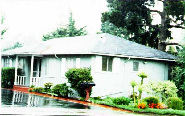 2390 Grande Vista Pl in Oakland, CA - Building Photo - Building Photo