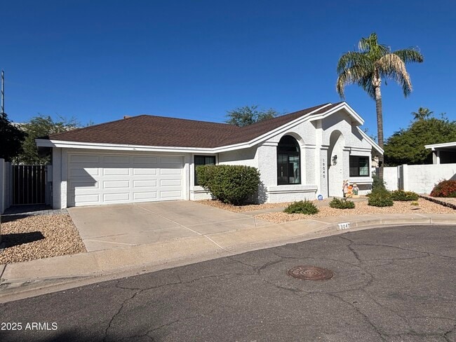 19040 N 32nd Way in Phoenix, AZ - Building Photo - Building Photo