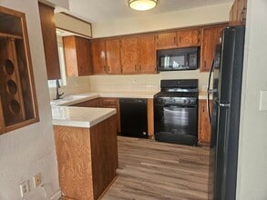 289 Melrose Dr in Oxnard, CA - Building Photo - Building Photo