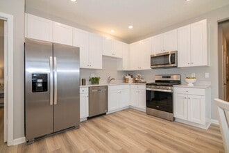 Jackson Run Townhomes in Whitestown, IN - Foto de edificio - Building Photo