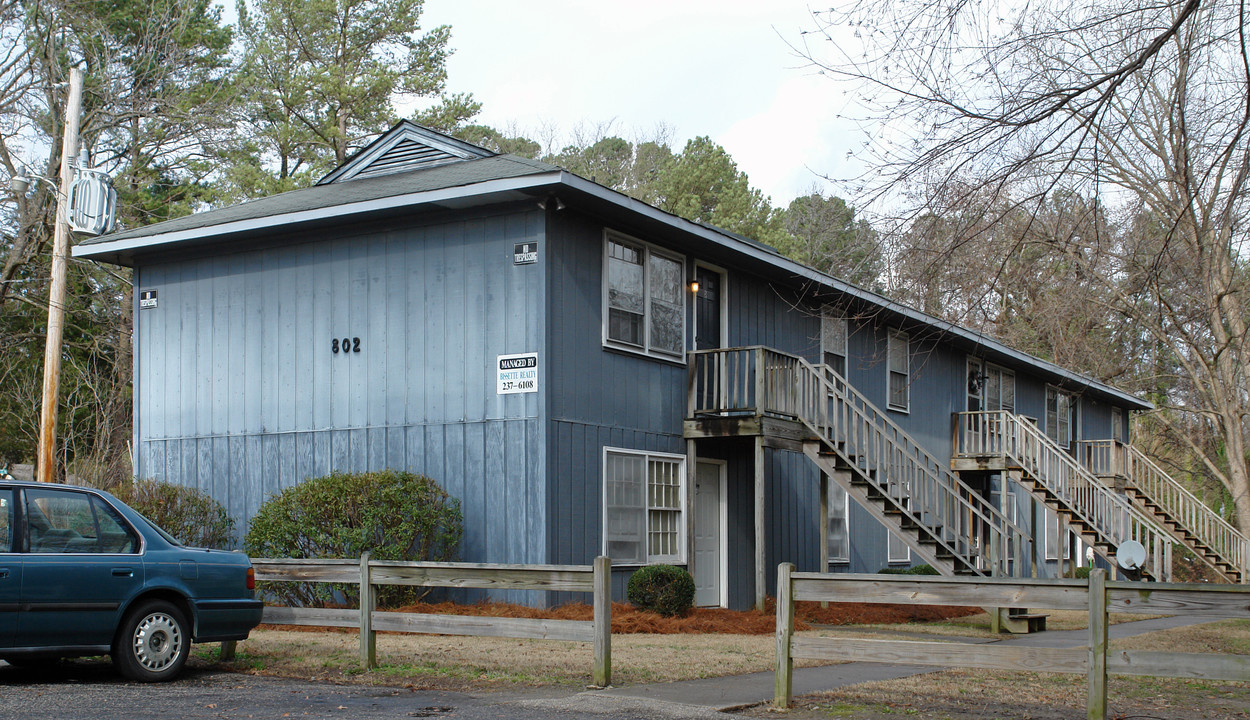 802 Woodard St in Wilson, NC - Building Photo