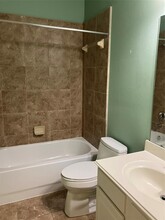 2552 Blue Heron Cir in Seabrook, TX - Building Photo - Building Photo