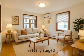 11 Murphy Ct in Newton, MA - Building Photo - Building Photo
