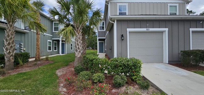 7683 Legacy Trl in Jacksonville, FL - Building Photo - Building Photo