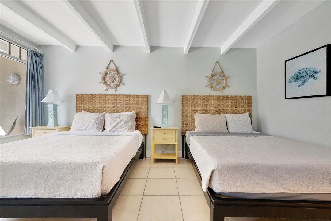 611 Destiny Dr, Unit SI ID1319946P in Ruskin, FL - Foto de edificio