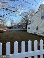 1813 Washington Ave in Fredericksburg, VA - Building Photo