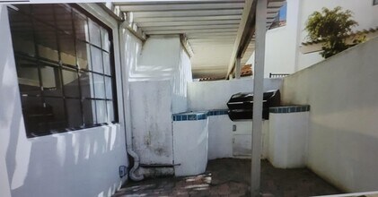 890 Castle Way Ct in Port Hueneme, CA - Building Photo - Building Photo