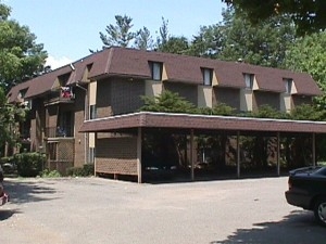 Breton Holiday Gardens in Grand Rapids, MI - Foto de edificio - Building Photo