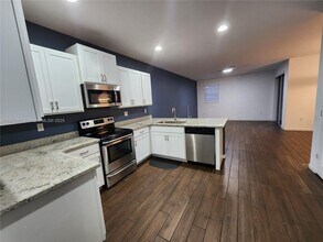 1421 SE 24th Terrace in Homestead, FL - Building Photo - Building Photo