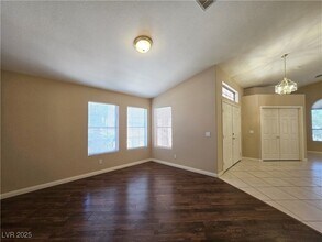4191 Skywalker Ave in Las Vegas, NV - Building Photo - Building Photo