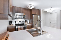 B&C Apartments in Montréal, QC - Building Photo - Building Photo