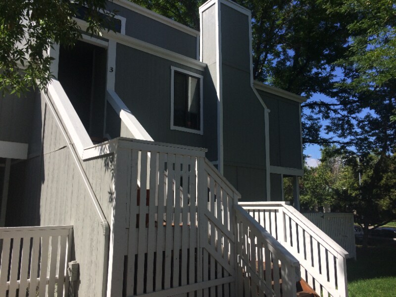 1160 S Monaco St Pkwy in Denver, CO - Building Photo