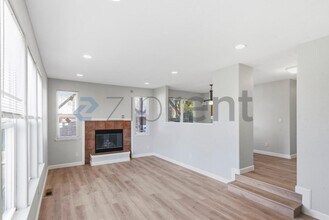 2124 E 20th St in Oakland, CA - Foto de edificio - Building Photo