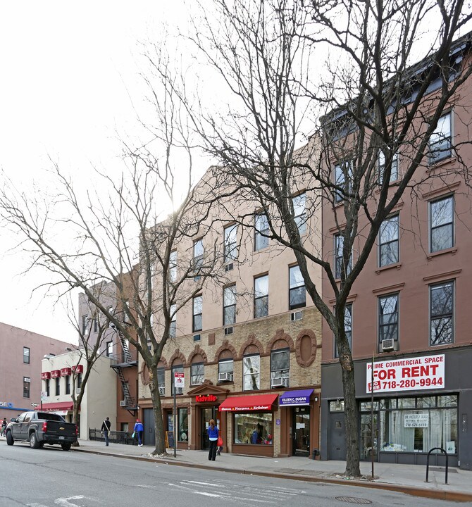 378-380 Court St in Brooklyn, NY - Building Photo