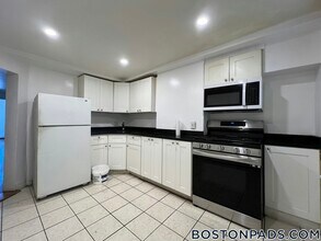 848 Huntington Ave in Boston, MA - Foto de edificio - Building Photo