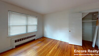 115 Withington Rd, Unit #3 in Newton, MA - Foto de edificio - Building Photo