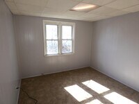 7 Washburn Ave photo'