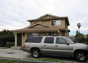 233-235 S Avenue 20 in Los Angeles, CA - Foto de edificio - Building Photo