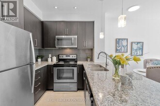 840 Queens Plate Dr in Toronto, ON - Building Photo - Building Photo