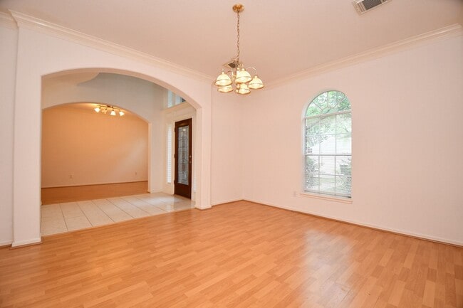 property at 4323 Magnolia Ln