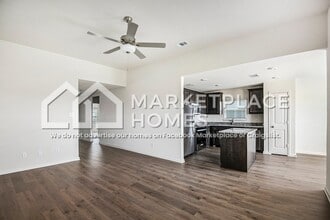 10917 Gray Mare Dr in Fort Worth, TX - Building Photo - Building Photo