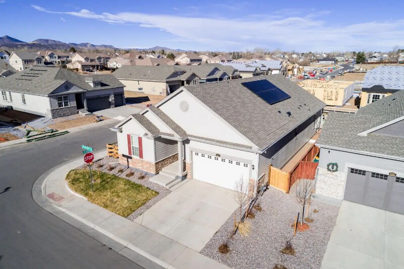 8567 W Remington Ave in Littleton, CO - Foto de edificio