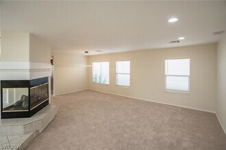 9495 Lenox Crater Ct in Las Vegas, NV - Building Photo - Building Photo